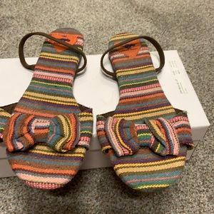 Rocktdog sandals size 9